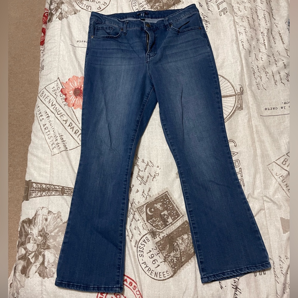 Isaac Mizrahi Live bootcut jeans size 12